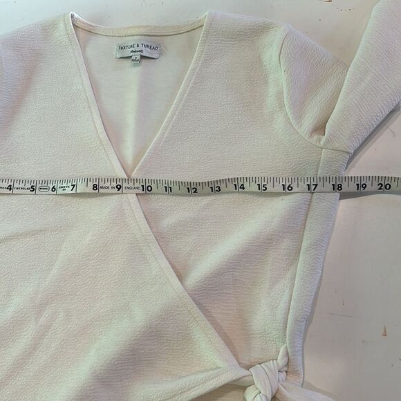 Madewell white cross front cropped top size small - Picture 6 of 8